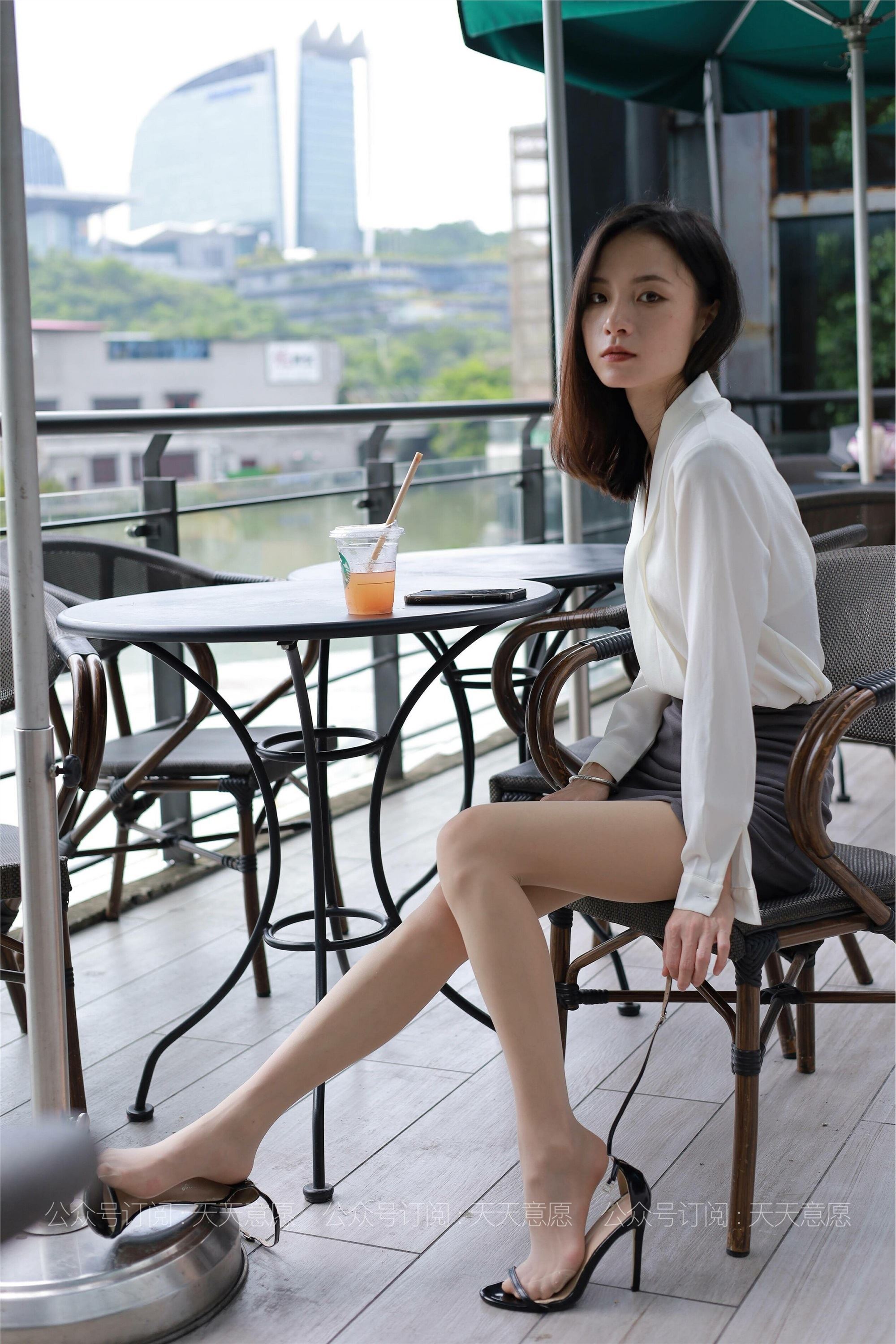 IESS异思趣向  2021.07.08 丝享家855：小六《白色OL装》